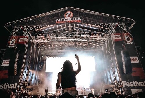 negrita-music-festival-2023-alicante-escenario-chica